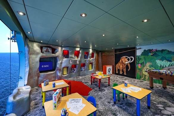 MSC Cruises MSC Poesia I Dinosauri Children Playroom 1 ©MSC Rights - Ivan Sarfatti.jpg